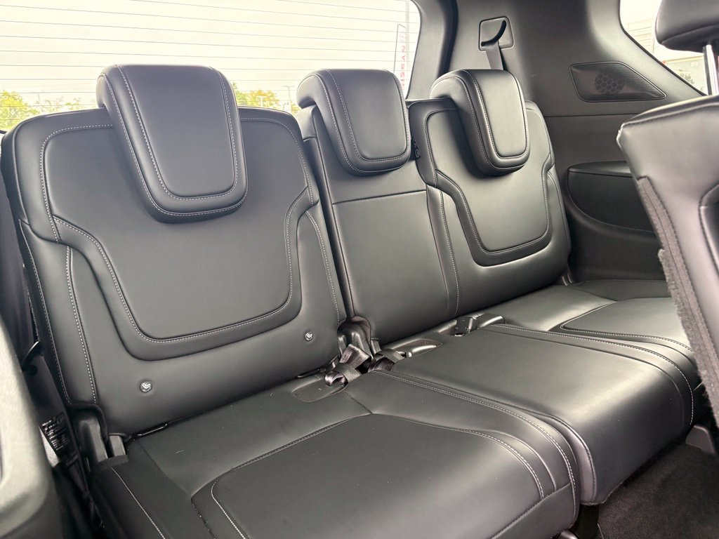 Used 2025 Nissan Armada PRO-4X AWD/4WD image 23