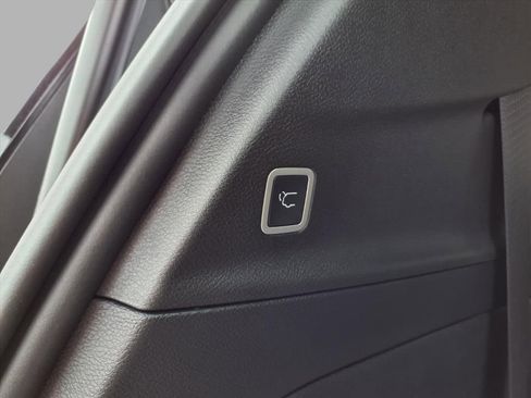 New 2026 Chrysler Pacifica Select image 26