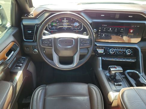 Used 2023 GMC Sierra 1500 Denali w/ Denali Reserve Package AWD/4WD image 14