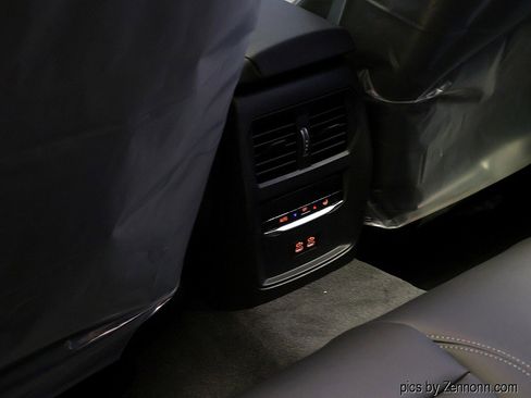 New 2026 BMW i4 xDrive40i image 14