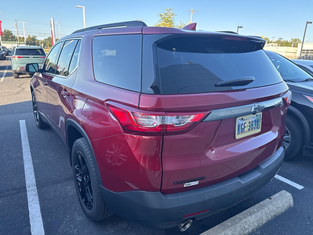 Used 2021 Chevrolet Traverse LT FWD image 6