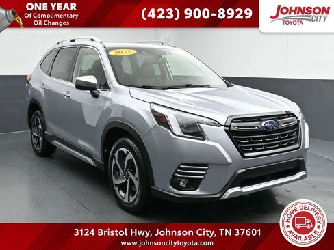 Used 2022 Subaru Forester Touring image 1