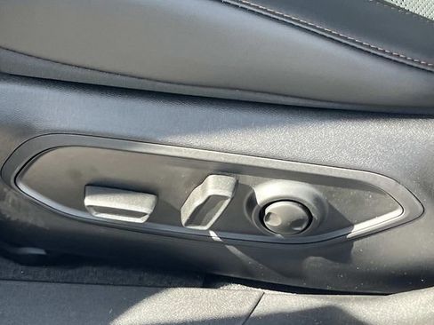 New 2026 Jeep Cherokee Overland image 22