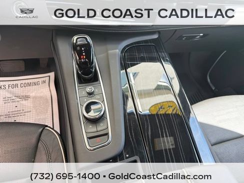 Certified 2024 Cadillac Escalade ESV Sport w/ LPO, Floor Liner Package AWD/4WD image 31
