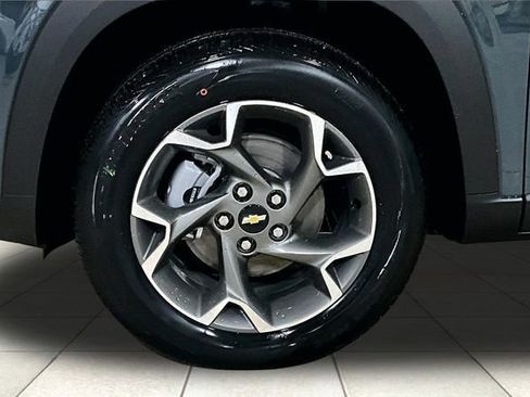 New 2026 Chevrolet Trax LT image 7