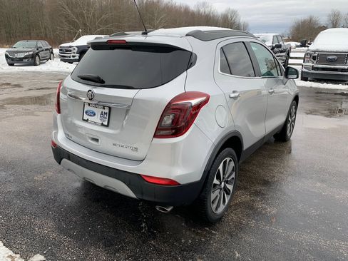 Used 2021 Buick Encore Preferred w/ Safety Package image 17