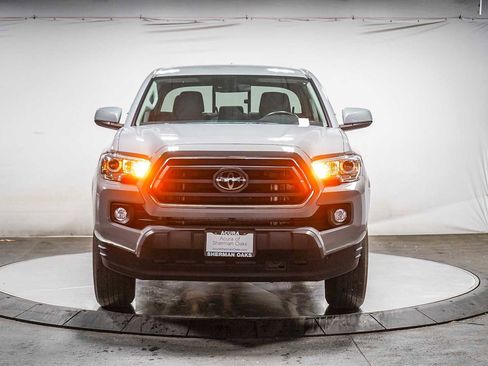 Used 2021 Toyota Tacoma SR5 image 6