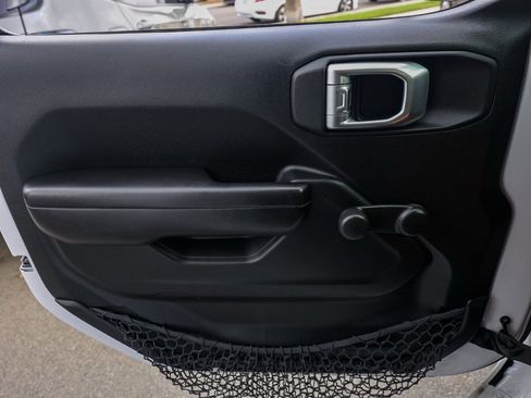 Used 2021 Jeep Wrangler Unlimited Sport image 21