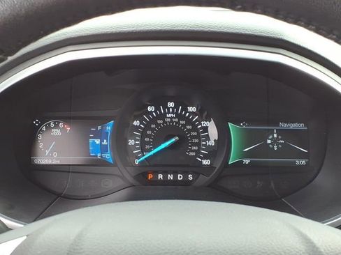 Used 2017 Ford Edge Titanium w/ Equipment Group 301A AWD/4WD image 15