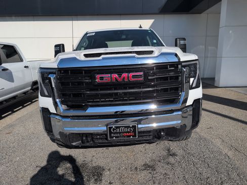 New 2026 GMC Sierra 2500 Pro w/ Convenience Package image 11