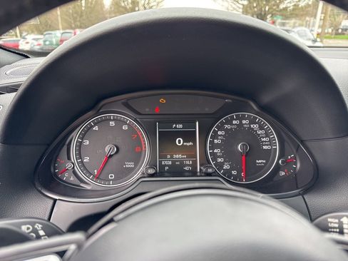 Used 2017 Audi Q5 2.0T Premium Plus w/ Technology Package image 24