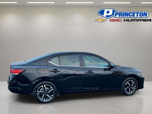 Used 2024 Nissan Sentra SV image 8