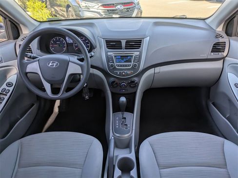 Used 2017 Hyundai Accent SE image 14