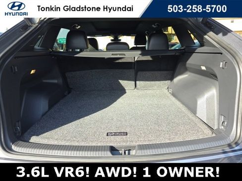 Used 2020 Volkswagen Atlas Cross Sport SEL Premium image 23