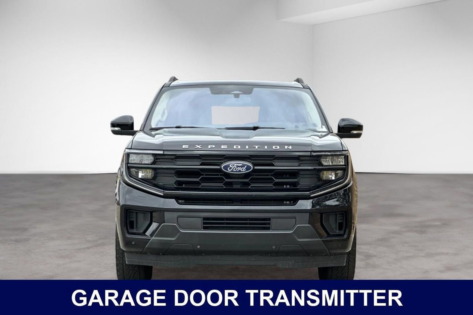 Used 2025 Ford Expedition Active AWD/4WD image 9
