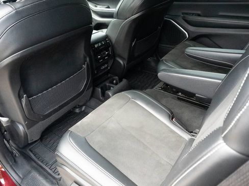 Used 2022 Jeep Grand Cherokee L Laredo RWD image 18