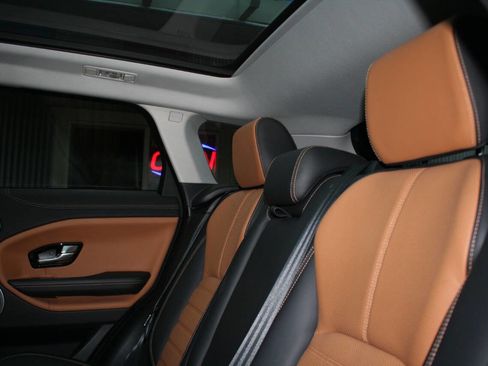 Used 2016 Land Rover Range Rover Evoque HSE Dynamic image 28