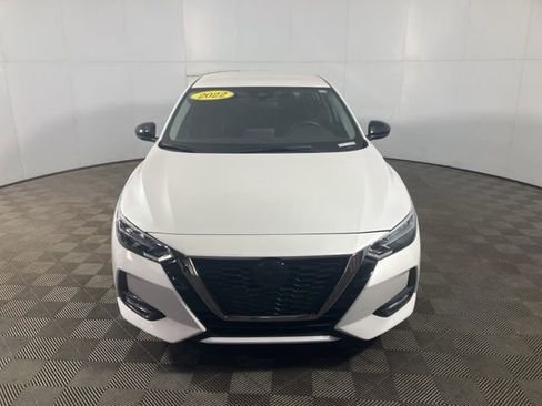 Used 2022 Nissan Sentra SR w/ Trunk Package image 8