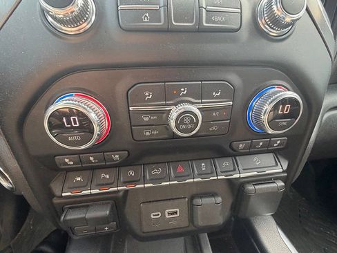 Used 2020 GMC Sierra 1500 AT4 w/ AT4 Premium Package AWD/4WD image 39