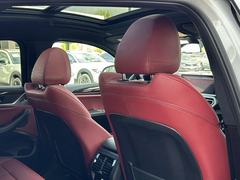 Used 2025 BMW X4 xDrive30i w/ Premium Package image 20