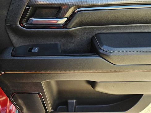 Used 2024 GMC Sierra 2500 AT4 w/ AT4 Premium Plus Package image 16