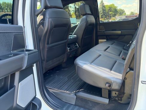 Used 2025 Ford F150 Lariat w/ Equipment Group 502A High AWD/4WD image 10