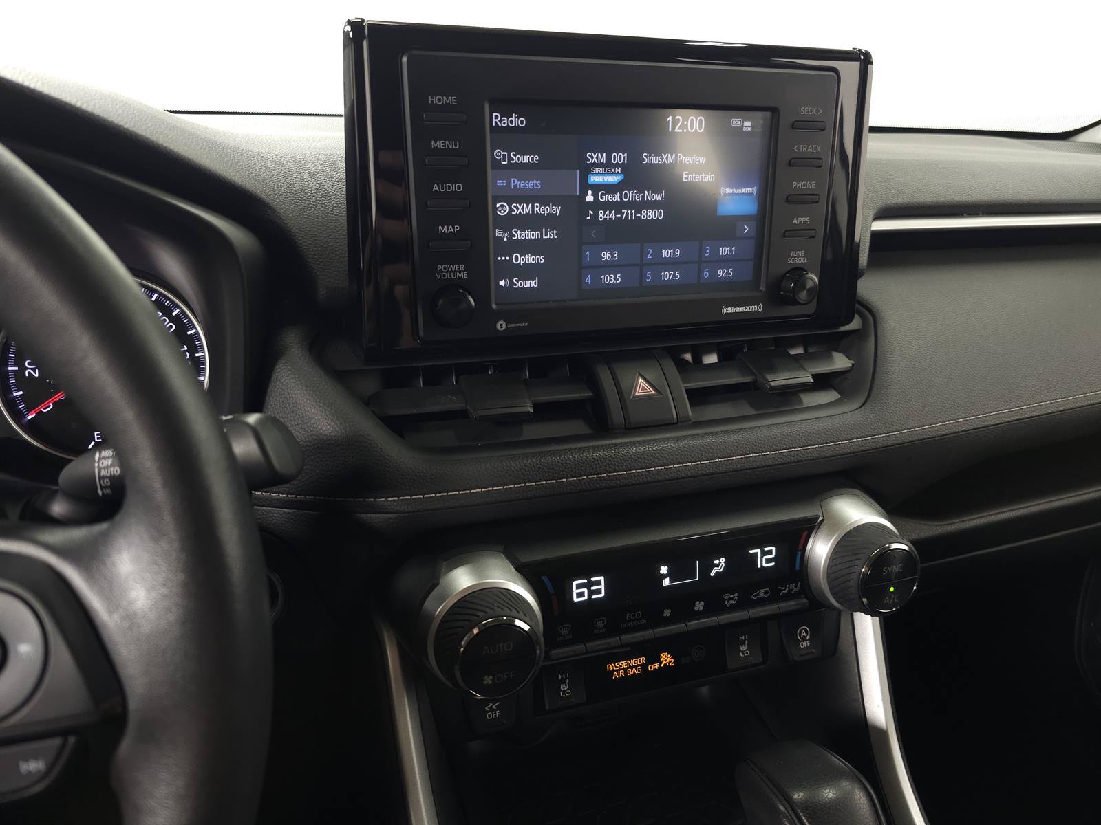 Used 2020 Toyota RAV4 XLE w/ XLE Grade Weather Package AWD/4WD image 22
