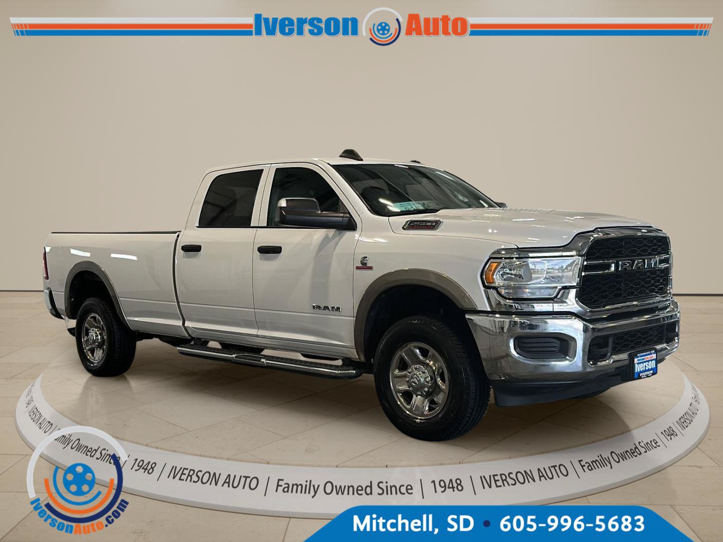 Used 2022 RAM 2500 Tradesman AWD/4WD image 1