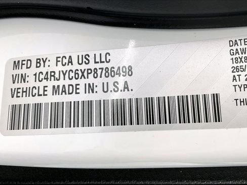 Used 2023 Jeep Grand Cherokee Trailhawk w/ Luxury Tech Group III image 34