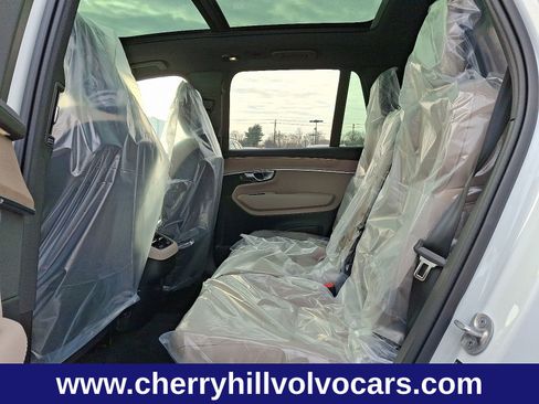 New 2026 Volvo XC90 B6 Plus w/ Protection Package Premier image 6