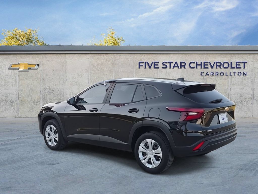 Certified 2024 Chevrolet Trax LS FWD image 6