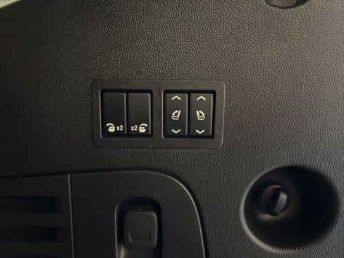 Certified 2020 Chevrolet Tahoe Premier AWD/4WD image 9