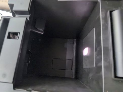 Used 2020 Ford Explorer XLT w/ Equipment Group 202A image 40