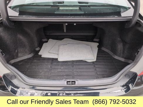 Used 2016 Toyota Camry LE image 23