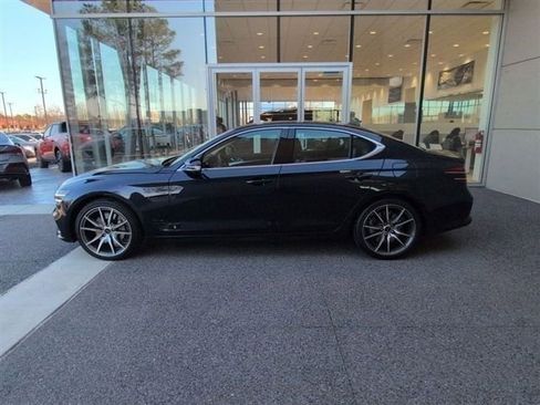 New 2026 Genesis G70 2.5T Prestige image 2