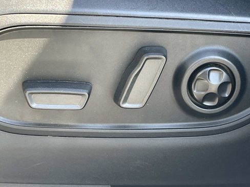 Used 2021 Jeep Grand Cherokee L Limited w/ Luxury Tech Group II image 20