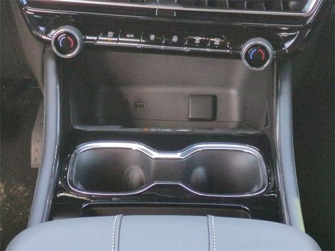 New 2026 Chevrolet Traverse LT w/ Driver Confidence Package image 19