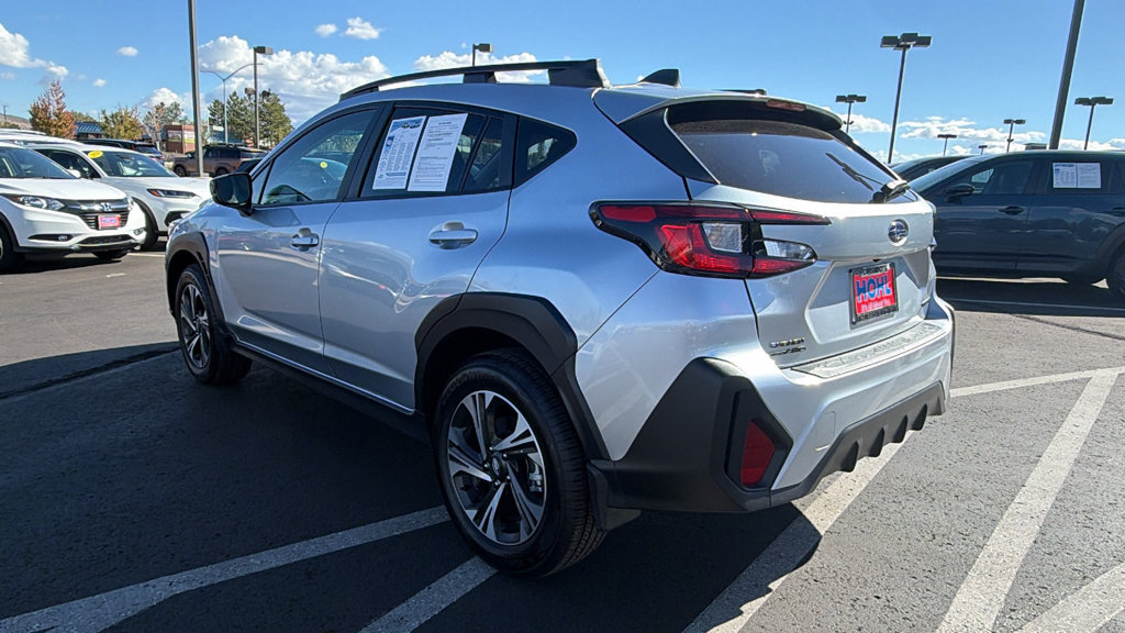 Certified 2026 Subaru Crosstrek 2.5i Premium AWD/4WD image 5