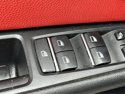 Used 2019 BMW X6 xDrive35i w/ M Sport Package image 34