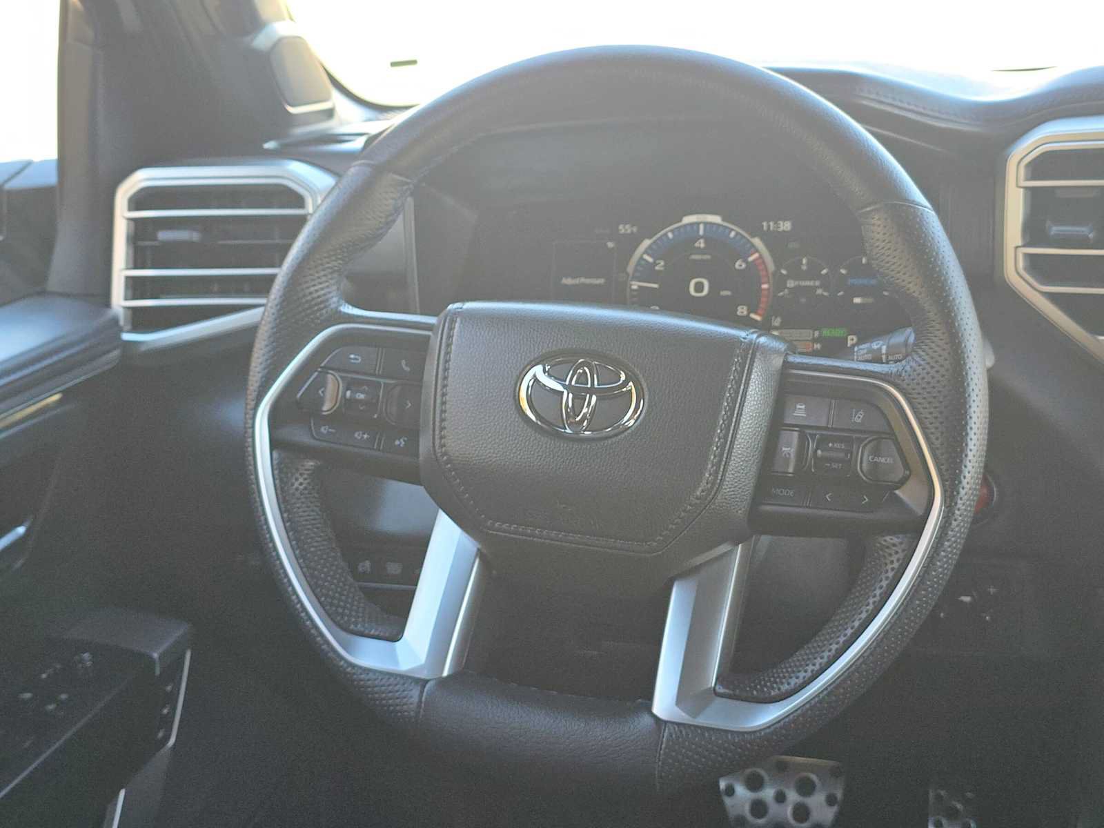 New 2025 Toyota Tundra Platinum w/ TRD Off-Road Package AWD/4WD image 19