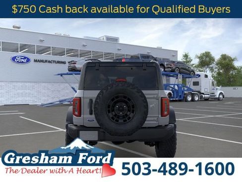 New 2026 Ford Bronco Outer Banks image 5