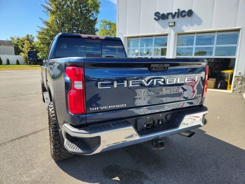 Used 2020 Chevrolet Silverado 2500 LTZ w/ LTZ Plus Package image 12