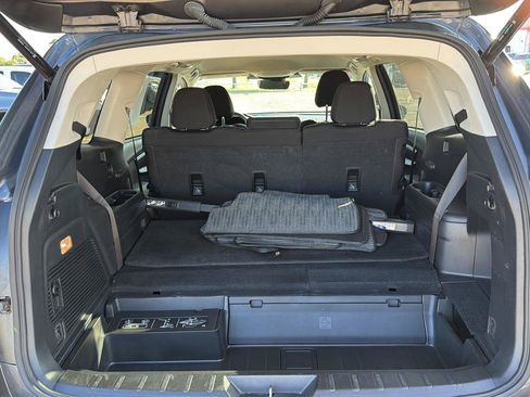 Used 2024 Subaru Ascent Premium w/ Convenience Package AWD/4WD image 17