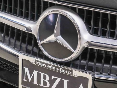 Used 2022 Mercedes-Benz C 300 Sedan image 13