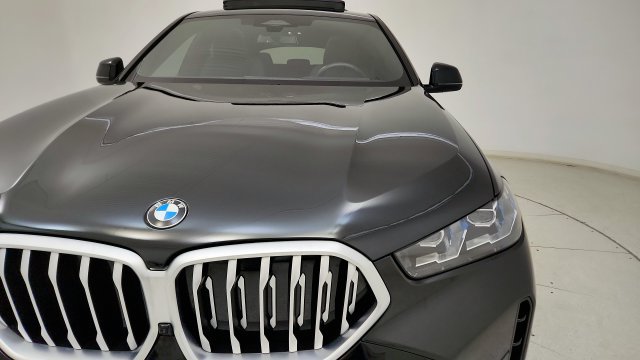 Used 2026 BMW X6 xDrive40i w/ Climate Comfort Package AWD/4WD image 23