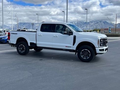 Used 2024 Ford F350 Lariat w/ Lariat Ultimate Package AWD/4WD image 9