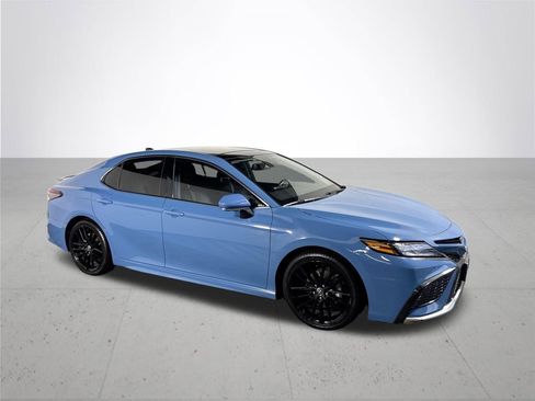 Used 2023 Toyota Camry XSE w/ Cold Weather Package FWD image 4
