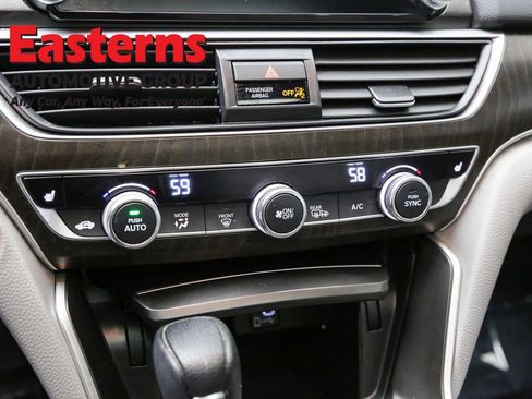 Used 2020 Honda Accord EX image 19