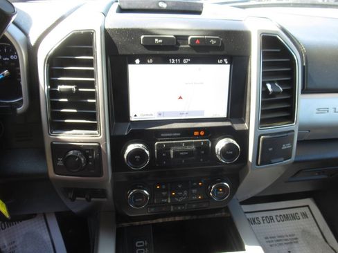 Used 2019 Ford F350 Lariat AWD/4WD image 20