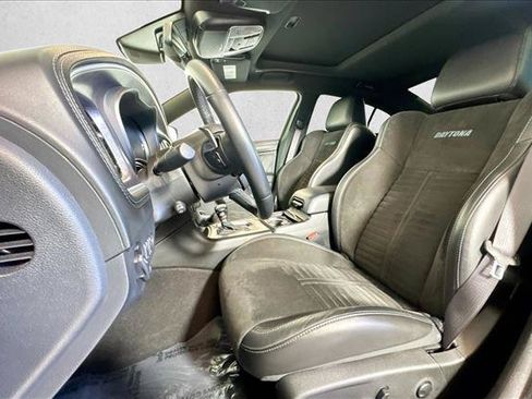 Used 2023 Dodge Charger Scat Pack w/ Daytona Edition Group RWD image 19